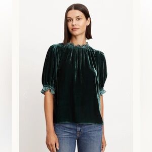 Velvet by Graham & Spencer Val Silk Velvet Top Size XS Cavern Green NEW